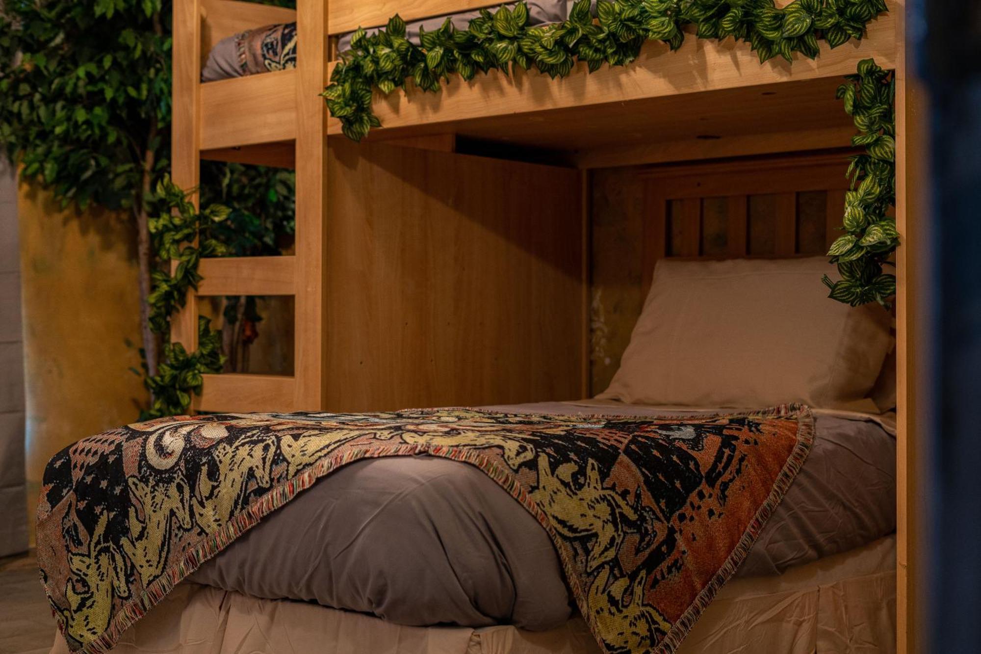 At Hogwarts Harry Potter's Home, Free Parking, Pets Allowed * Kissimmee