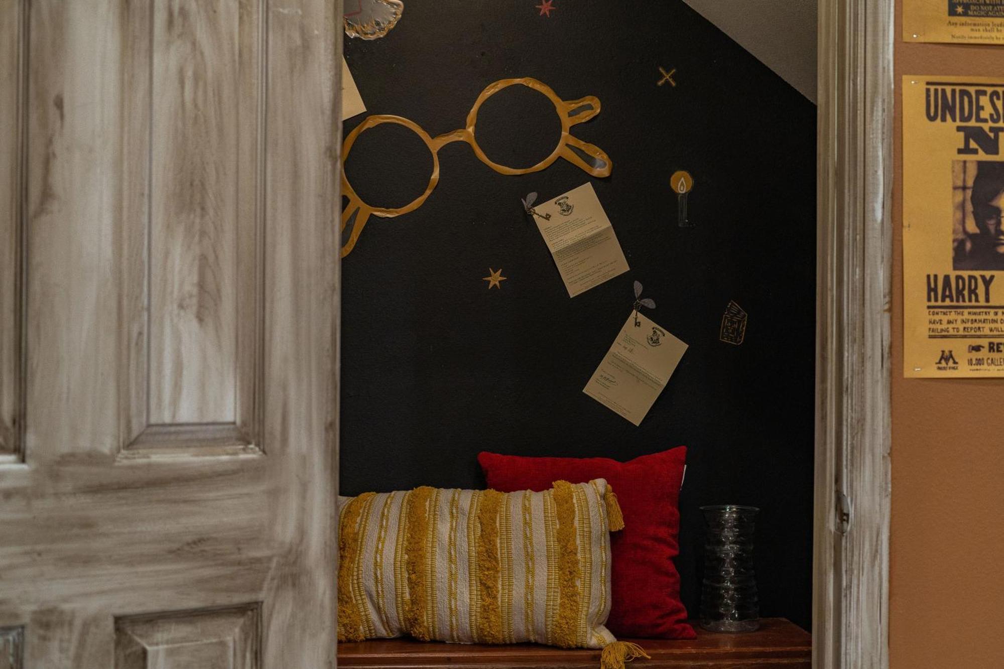 At Hogwarts Harry Potter's Home, Free Parking, Pets Allowed Holiday home *