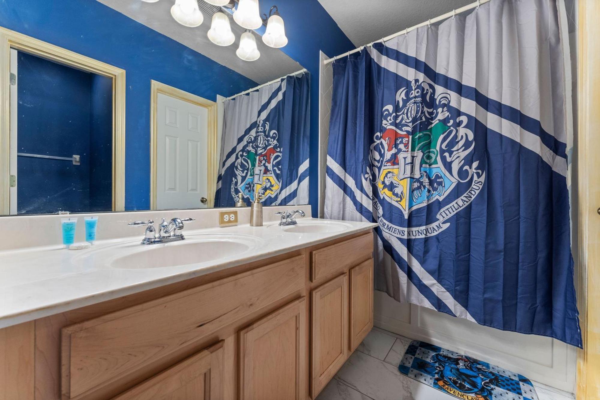 At Hogwarts Harry Potter's Home, Free Parking, Pets Allowed Holiday home *
